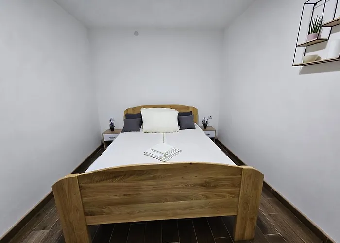 Apartmani Bambi 2